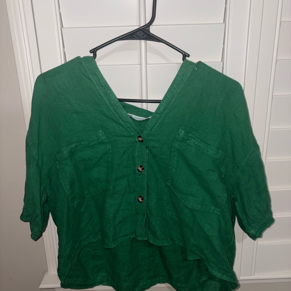 Green Cropped Button-Up Women's Top